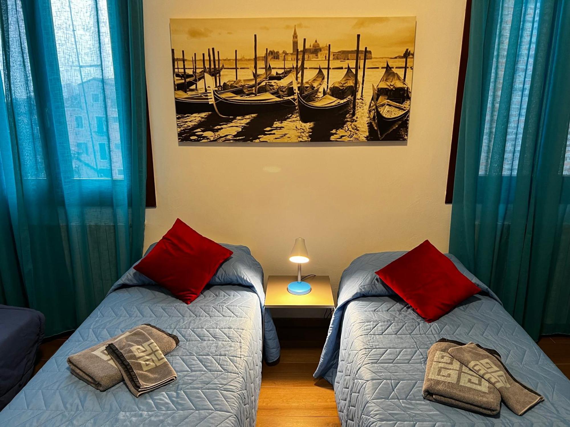 Tintoretto 1 Con Terrazza Sopra Il Tetto, 3 Bagni, 3 Grandi Camere Da Letto, Super Nuovo Venedig Exteriör bild
